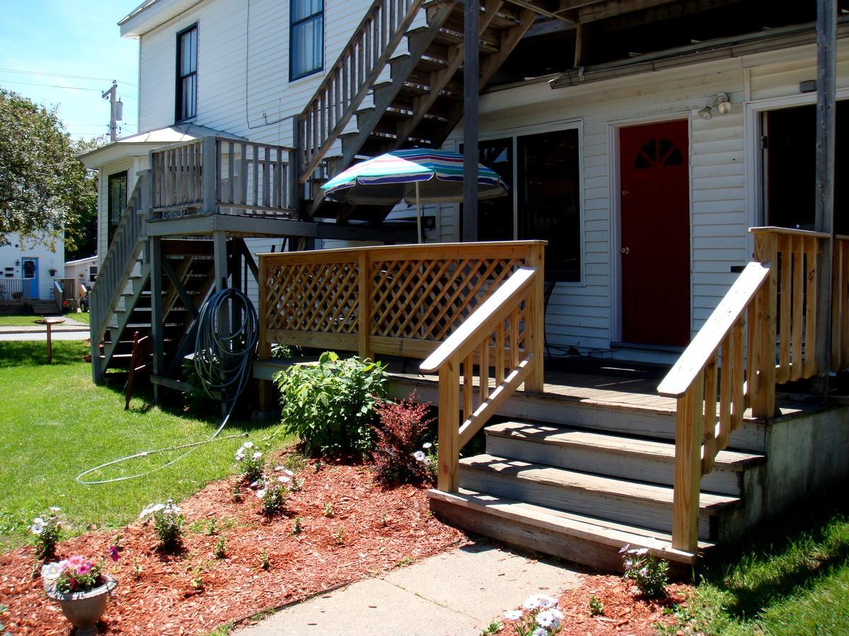 Parks Edge Inn Millinocket エクステリア 写真
