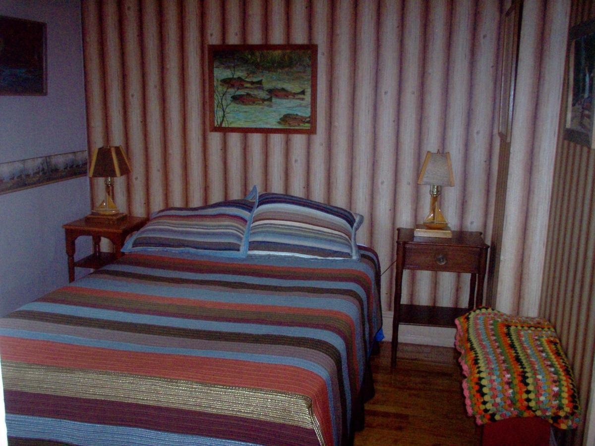 Parks Edge Inn Millinocket エクステリア 写真