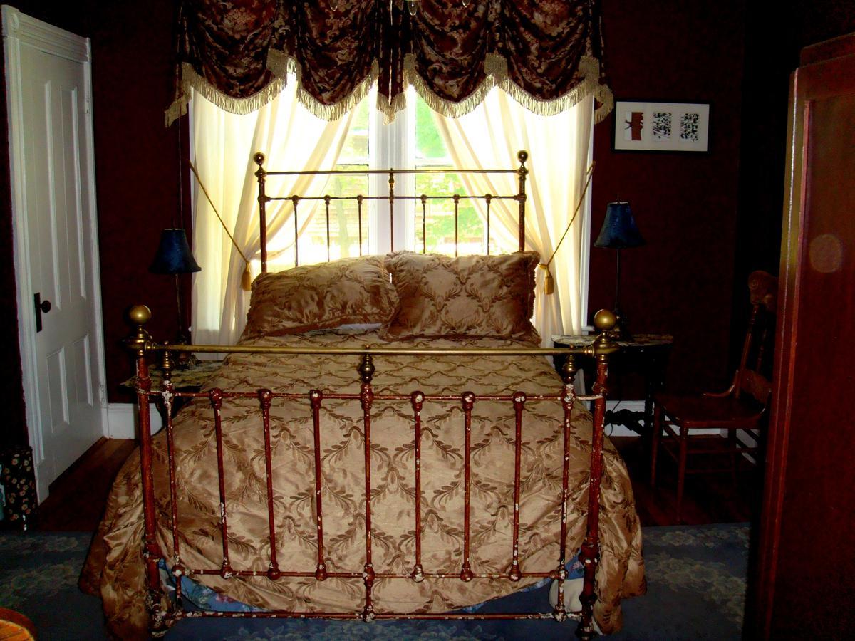 Parks Edge Inn Millinocket エクステリア 写真